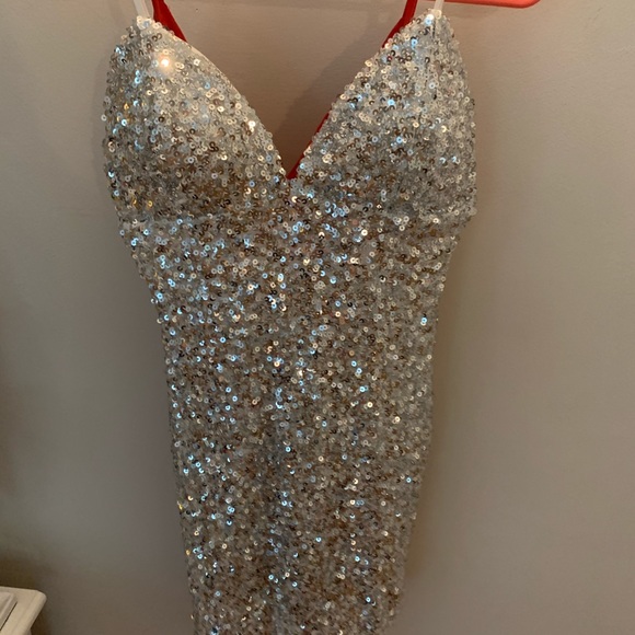Sparkly Mini dress - Picture 1 of 3
